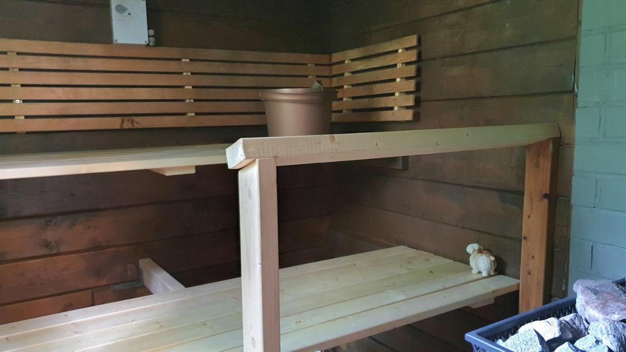 Viihtyisae Kolmio Jaerven Rannalla Haapavesi Buitenkant foto
